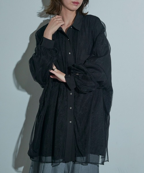 MAISON BREEZE reveur(メゾンブリーズレヴール)の「【MAISON BREEZE reveur】オーバーチュールルーズシャツ trc(シャツ/ブラウス・レディース・ブラック/オフホワイト・FREE)」の3枚目の写真