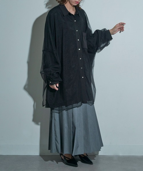 MAISON BREEZE reveur(メゾンブリーズレヴール)の「【MAISON BREEZE reveur】オーバーチュールルーズシャツ trc(シャツ/ブラウス・レディース・ブラック/オフホワイト・FREE)」の9枚目の写真