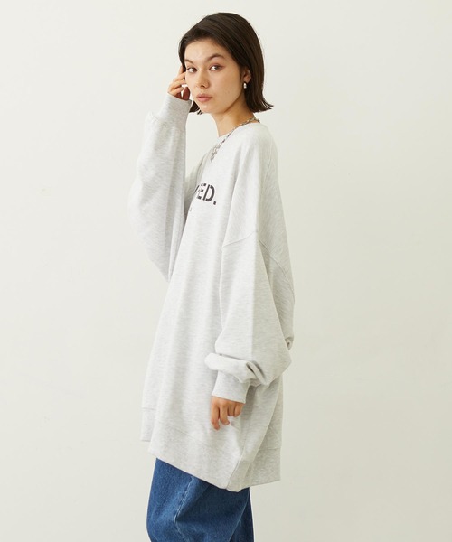 MILKFED.（ミルクフェド）の「STENCIL AND BAR LOGO BIG SWEAT TOP（スウェット・レディース・アッシュ/チャコール/ブラウン/ライトブルー・S/M）」の11枚目の写真