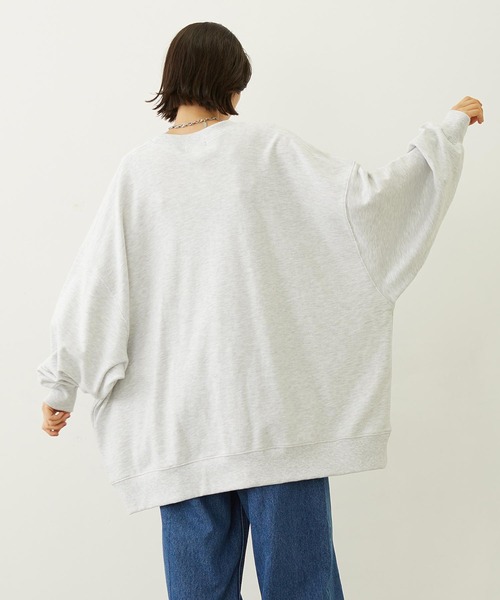 MILKFED.（ミルクフェド）の「STENCIL AND BAR LOGO BIG SWEAT TOP（スウェット・レディース・アッシュ/チャコール/ブラウン/ライトブルー・S/M）」の12枚目の写真