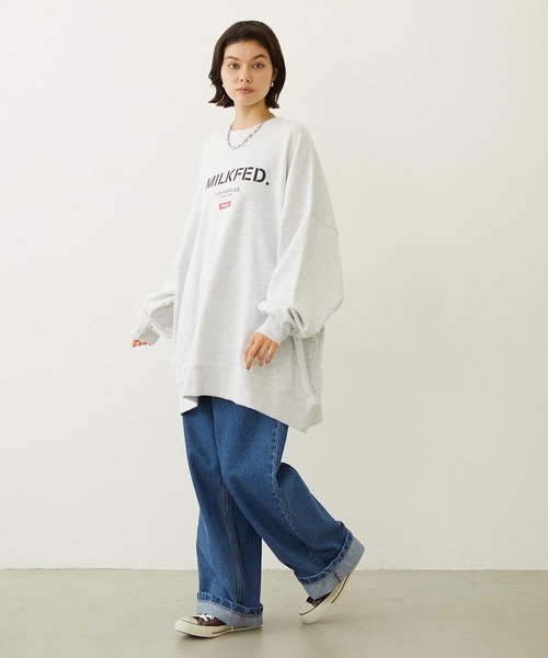 MILKFED.（ミルクフェド）の「STENCIL AND BAR LOGO BIG SWEAT TOP（スウェット・レディース・アッシュ/チャコール/ブラウン/ライトブルー・S/M）」の14枚目の写真