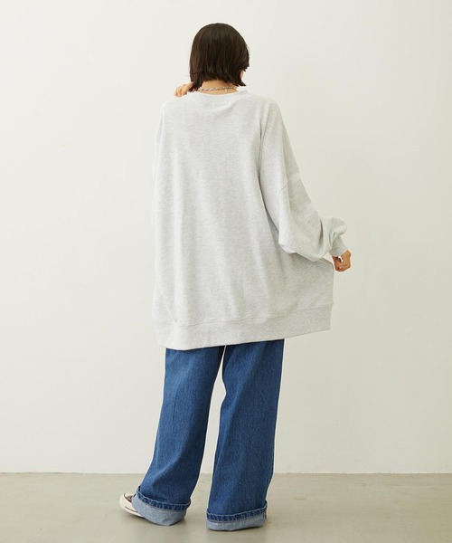 MILKFED.（ミルクフェド）の「STENCIL AND BAR LOGO BIG SWEAT TOP（スウェット・レディース・アッシュ/チャコール/ブラウン/ライトブルー・S/M）」の18枚目の写真