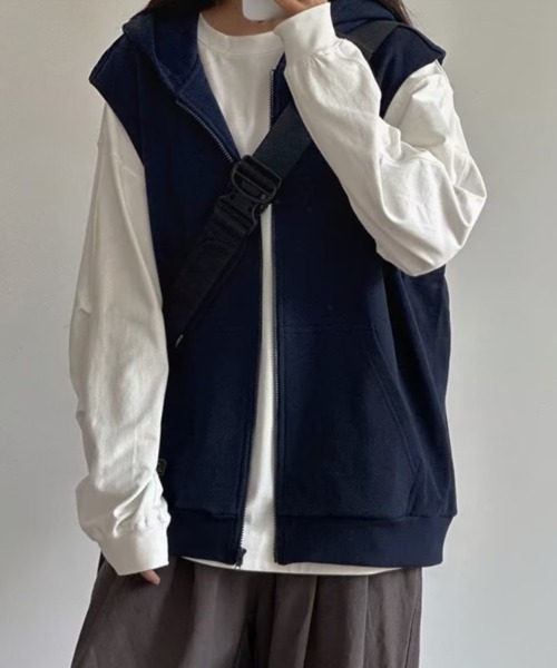Teem Store(チームストア)の「フード付きスウェットベスト(ベスト・レディース・グレー/ネイビー・S/M)」の12枚目の写真