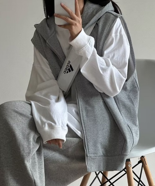 Teem Store(チームストア)の「フード付きスウェットベスト(ベスト・レディース・グレー/ネイビー・S/M)」の22枚目の写真
