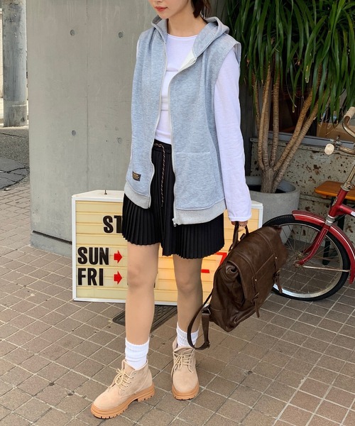 Teem Store(チームストア)の「フード付きスウェットベスト(ベスト・レディース・グレー/ネイビー・S/M)」の17枚目の写真