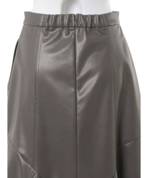 UN3D.（アンスリード）の「FAKE LEATHER COCOON SK / フェイクレザーコクーンスカート（スカート・レディース・グレー/ブラック・38/36）」の21枚目の写真