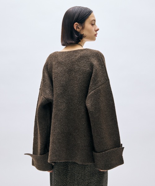 AIC.（エーアイシー）の「ワイドターンバックニットカーディガン（カーディガン/ボレロ・レディース・チャコールグレー/ブラウン・FREE）」の17枚目の写真