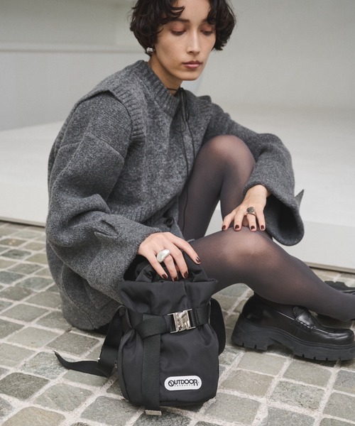 AIC.（エーアイシー）の「ワイドターンバックニットカーディガン（カーディガン/ボレロ・レディース・チャコールグレー/ブラウン・FREE）」の4枚目の写真