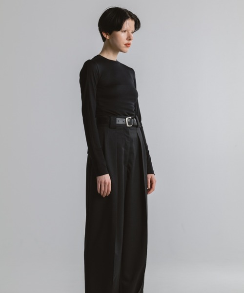 CINOH(チノ)の「WOOL JERSEY CREW NECK T-SHIRT(Tシャツ/カットソー・レディース・ブラック/ホワイト系その他・38/36)」の4枚目の写真