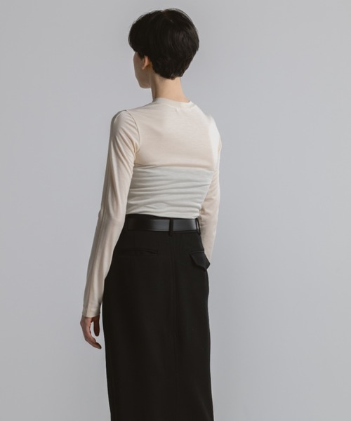CINOH(チノ)の「WOOL JERSEY CREW NECK T-SHIRT(Tシャツ/カットソー・レディース・ブラック/ホワイト系その他・38/36)」の13枚目の写真
