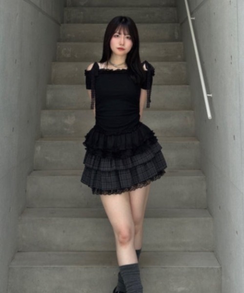 Lae(レイ)の「ティアードレースミニスカート(スカート・レディース・ブラック/ホワイト・MEDIUM/SMALL)」の8枚目の写真