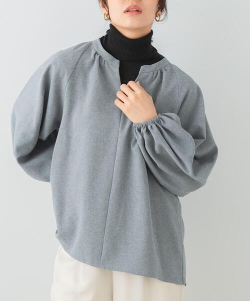 F by ROSSO（エフバイロッソ）の「F by ROSSO　イージーケアバルーンスリーブブラウス（シャツ/ブラウス・レディース・ネイビー/グレー/ベージュ系その他・FREE）」の2枚目の写真