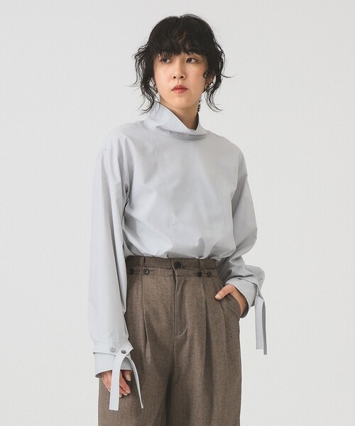 Ray BEAMS(レイビームス)の「RBS / ベルトカフス ハイネック ブラウス(シャツ/ブラウス・レディース・ライトグレー/ブラック・ONE SIZE)」の6枚目の写真