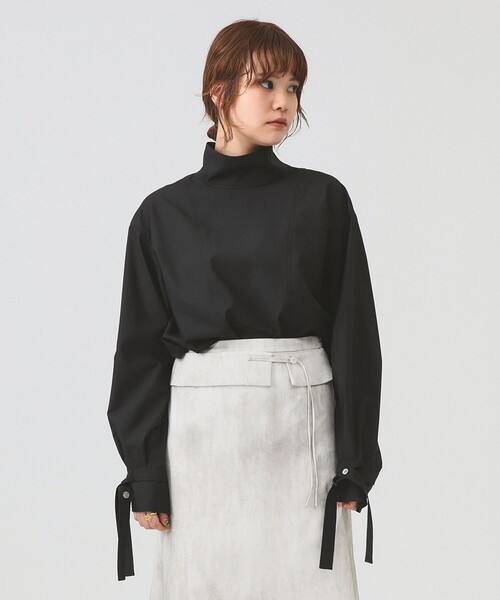 Ray BEAMS(レイビームス)の「RBS / ベルトカフス ハイネック ブラウス(シャツ/ブラウス・レディース・ライトグレー/ブラック・ONE SIZE)」の12枚目の写真