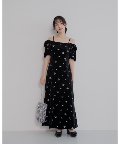 JUMELLE(ジュメロ)の「【結婚式/オケージョン】ベロアラインドレス(ワンピース・レディース・ブラック・MEDIUM/SMALL)」の13枚目の写真