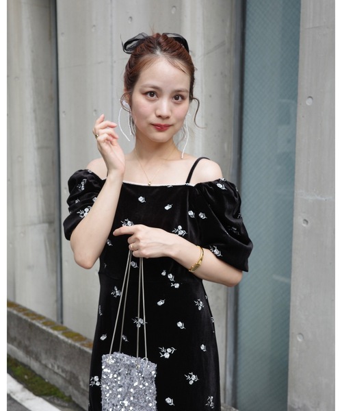 JUMELLE(ジュメロ)の「【結婚式/オケージョン】ベロアラインドレス(ワンピース・レディース・ブラック・MEDIUM/SMALL)」の19枚目の写真