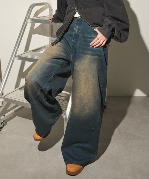 Snap club(スナップクラブ)の「【Snap club】ヴィンテージ加工ワイドカーブデニムパンツ(デニムパンツ・レディース・スミクロ/インディゴブルー/ブラウン/ライトブルー・L/M/S)」の5枚目の写真