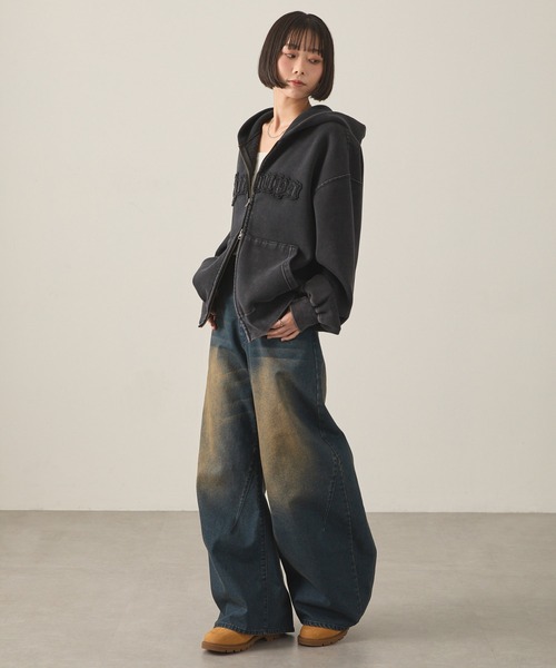 Snap club(スナップクラブ)の「【Snap club】ヴィンテージ加工ワイドカーブデニムパンツ(デニムパンツ・レディース・スミクロ/インディゴブルー/ブラウン/ライトブルー・L/M/S)」の14枚目の写真