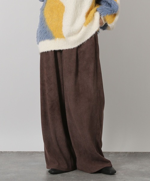 LAKOLE（ラコレ）の「コーデュロイタックパンツ / 593436（その他パンツ・レディース・ブラウン/パープル/ライトベージュ/ブラック・MEDIUM/LARGE）」の12枚目の写真