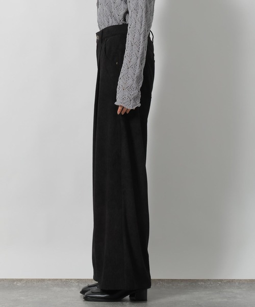 LAKOLE（ラコレ）の「コーデュロイタックパンツ / 593436（その他パンツ・レディース・ブラウン/パープル/ライトベージュ/ブラック・MEDIUM/LARGE）」の18枚目の写真