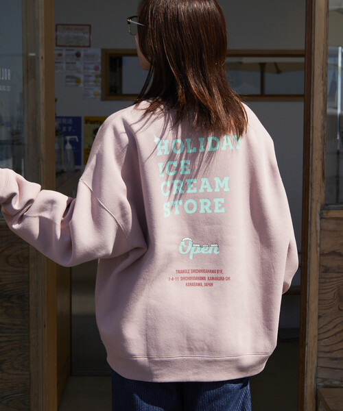 FREAK'S STORE（フリークスストア）の「限定展開 HOLIDAY ICECREAM×FREAK'S STORE/ホリデーアイスクリーム 別注 ビッグシルエット バックプリント クルーネックスウェット/裏起毛（Tシャツ/カットソー・メンズ・ブラック/グレー/ピンク/グリーン・SMALL/MEDIUM/LARGE）」の14枚目の写真