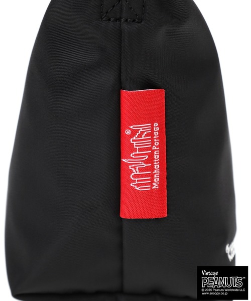 Manhattan Portage（マンハッタンポーテージ）の「MICRO PORTAGE TOTE FLIGHT NYLON BACKING PEANUTS 25（トートバッグ・レディース・ブラック・X-SMALL）」の6枚目の写真