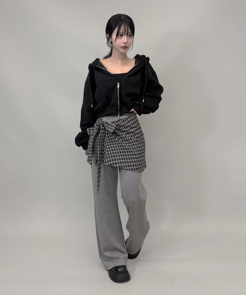 FOLLOWIN(フォロウィン)の「2way/チェックスカートレイヤーフレアパンツ(その他パンツ・レディース・グレー/ブラック・LARGE/MEDIUM/SMALL)」の16枚目の写真