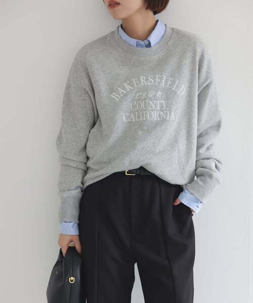 ＋81BRANCA（ハチイチブランカ）の「+81BRANCA/ハチイチブランカ SLOBE別注 ロゴスウェット（スウェット・レディース・グレー/アイボリー/ピンク/ブラウン・FREE）」の9枚目の写真