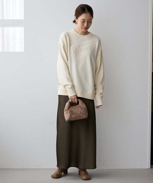 ＋81BRANCA（ハチイチブランカ）の「+81BRANCA/ハチイチブランカ SLOBE別注 ロゴスウェット（スウェット・レディース・グレー/アイボリー/ピンク/ブラウン・FREE）」の17枚目の写真