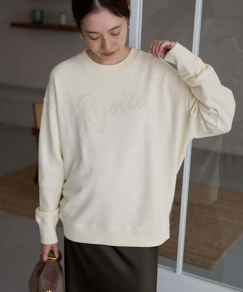 ＋81BRANCA（ハチイチブランカ）の「+81BRANCA/ハチイチブランカ SLOBE別注 ロゴスウェット（スウェット・レディース・グレー/アイボリー/ピンク/ブラウン・FREE）」の22枚目の写真