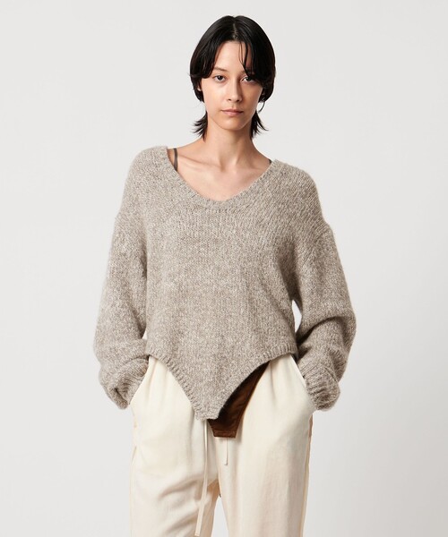 AEWEN MATOPH(イウエン マトフ)の「<AEWEN MATOPH>ウールアルパカ ニットロンパース(ニット/セーター・レディース・ダークブラウン/ベージュ・FREE)」の1枚目の写真