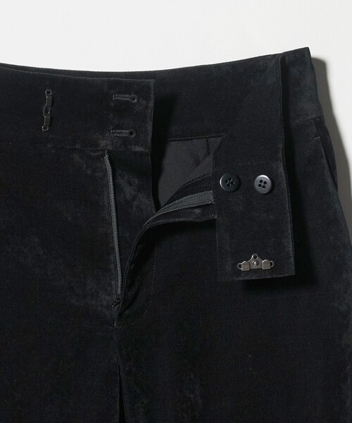 ATTISESSION（アティセッション）の「＜ATTISESSION＞ベロア カプリ パンツ（その他パンツ・レディース・ダークブラウン/ブラック・36/38）」の20枚目の写真