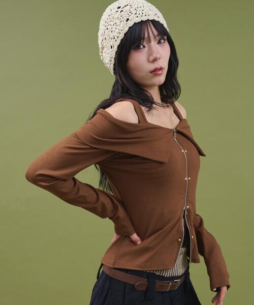 dispark（ディスパーク）の「DISPARK/【25年秋冬新作】オフショルスタッズデザイントップ（Tシャツ/カットソー・レディース・ブラック/ブラウン・FREE）」の7枚目の写真