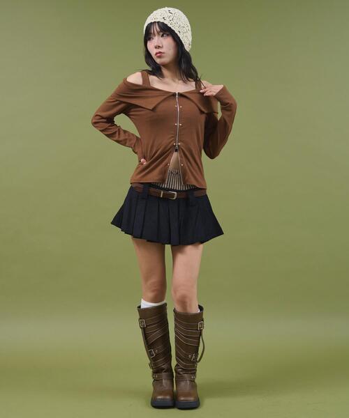 dispark（ディスパーク）の「DISPARK/【25年秋冬新作】オフショルスタッズデザイントップ（Tシャツ/カットソー・レディース・ブラック/ブラウン・FREE）」の8枚目の写真