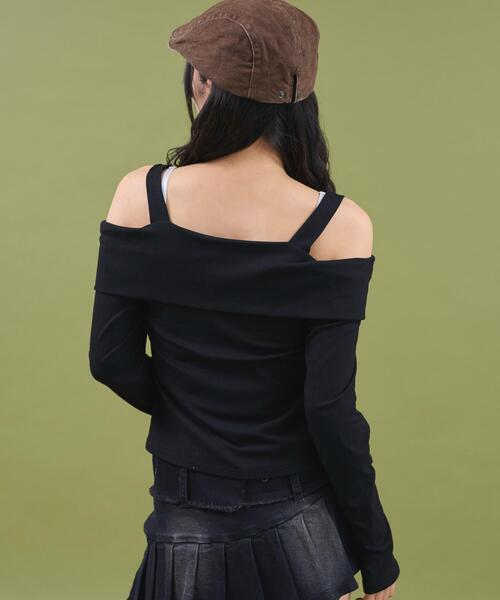 dispark（ディスパーク）の「DISPARK/【25年秋冬新作】オフショルスタッズデザイントップ（Tシャツ/カットソー・レディース・ブラック/ブラウン・FREE）」の11枚目の写真