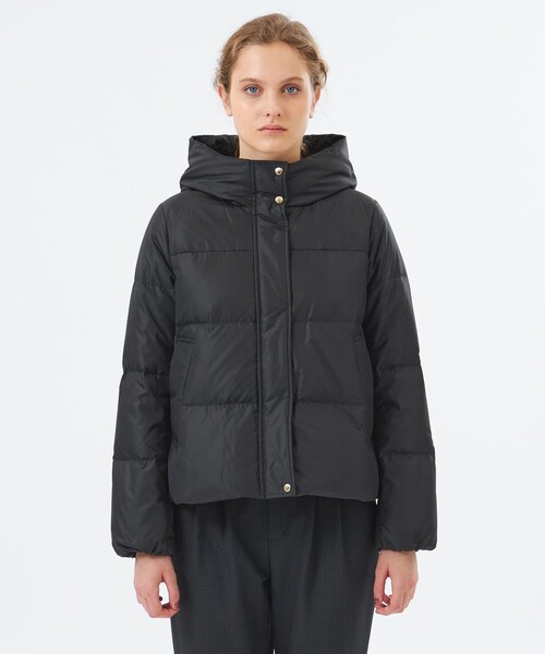 MACKINTOSH PHILOSOPHY(マッキントッシュ フィロソフィー)の「【WEB&一部店舗限定】グロッシーショートダウン(ダウンジャケット/コート・レディース・ブラック/ベージュ・36/38)」の6枚目の写真