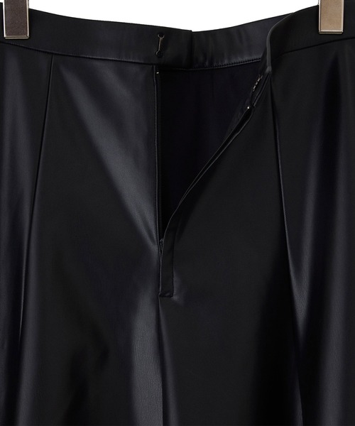 ADAM ET ROPE'（アダムエロペ）の「シンセティックレザーフレアスカート（スカート・レディース・ブラック/ブラウン系その他2・38/36）」の18枚目の写真