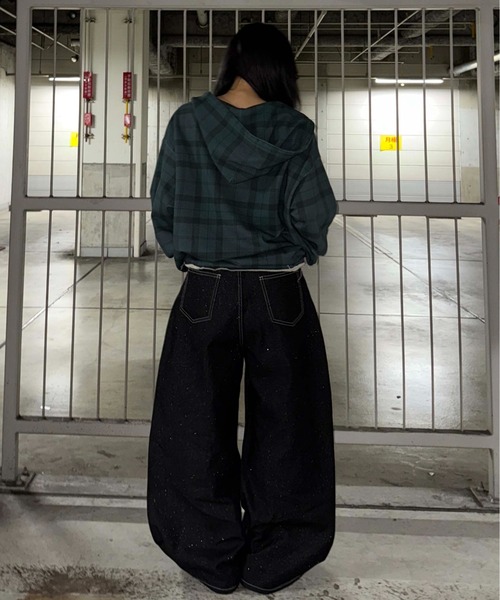 sedacle（セダクル）の「グリッター加工カーブデニム（デニムパンツ・メンズ・インディゴブルー/ブラック/ボルドー/ブラック系その他/カーキ・SMALL/LARGE/MEDIUM）」の13枚目の写真