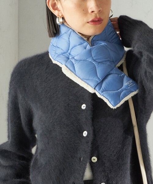 TAION（タイオン）の「【SHIPS別注】TAION:〈手洗い可能〉細幅 リバー ダウン マフラー（マフラー・レディース・ライトグレー/ブラウン/ブラック/ライトブルー・ONE SIZE）」の4枚目の写真