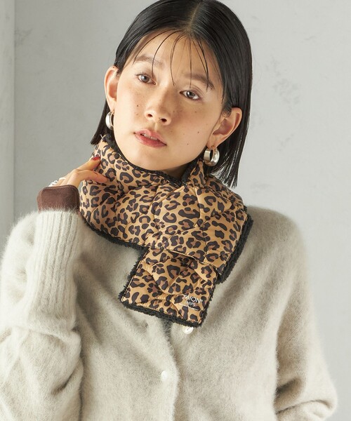 TAION（タイオン）の「【SHIPS別注】TAION:〈手洗い可能〉細幅 リバー ダウン マフラー（マフラー・レディース・ライトグレー/ブラウン/ブラック/ライトブルー・ONE SIZE）」の14枚目の写真