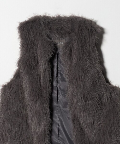 フェイクファーベスト ＜A DAY IN THE LIFE＞（ベスト）｜A DAY IN THE