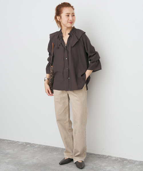 Spick & Span（スピックアンドスパン）の「ポリアセテートラッフルカラーブラウス（シャツ/ブラウス・レディース・ベージュ/ブラウン/ブラック・FREE）」の9枚目の写真