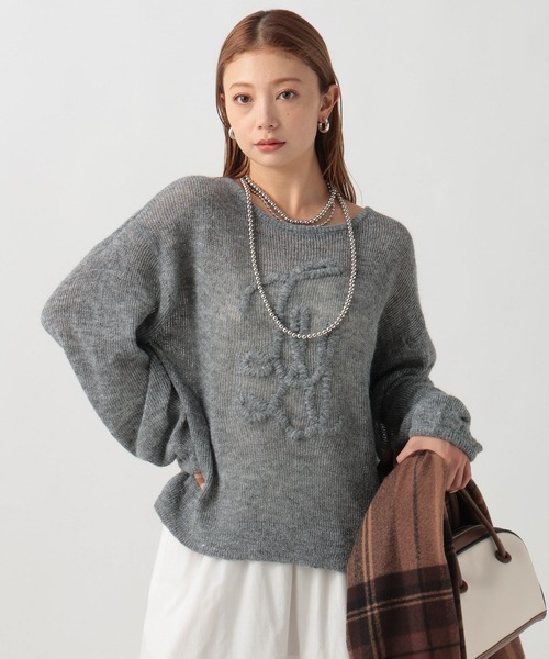 BAYFLOW（ベイフロー）の「[モヘアライクな素材感]刺繍シアーニットプルオーバー（ニット/セーター・レディース・オフホワイト/ネイビー/チャコール・FREE）」の2枚目の写真