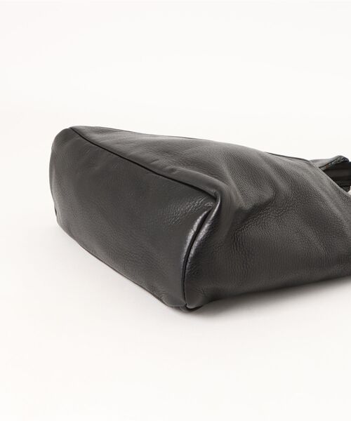 SH HA RI（シュハリ）の「【SH HA RI】SH HA RI Leather Shoulder Bag（ショルダーバッグ・レディース・ブラック・FREE）」の3枚目の写真