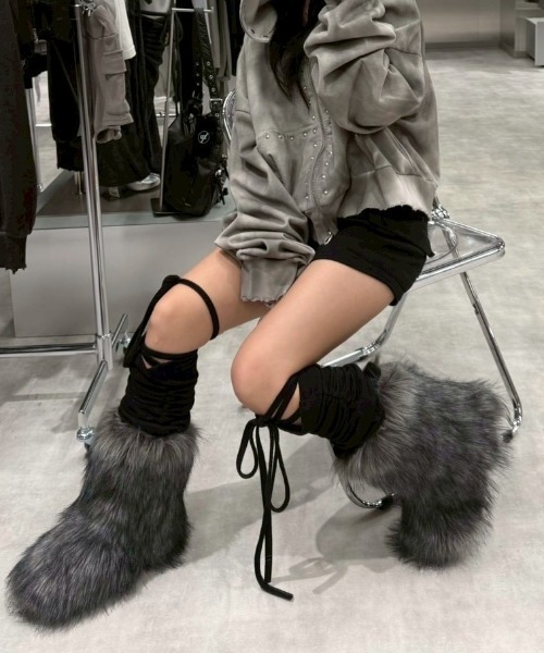 Never mind the XU / Chikashitsu+（ネバーマインド ザ エックスユー / チカシツプラス）の「【nmtc+】fur short boots / 【エヌエムティーシープラス】ファーショートブーツ（ブーツ・メンズ・グレー/ブラック・S/M/L）」の6枚目の写真