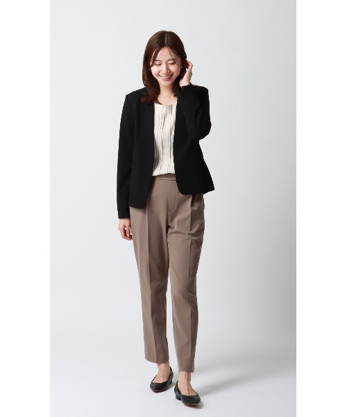 AOYAMA(アオヤマ)の「一枚で上品見え!WEB限定フロントピンタックブラウス(シャツ/ブラウス・レディース・ネイビー/ベージュ/ホワイト/ブラウン・S/M/L)」の21枚目の写真