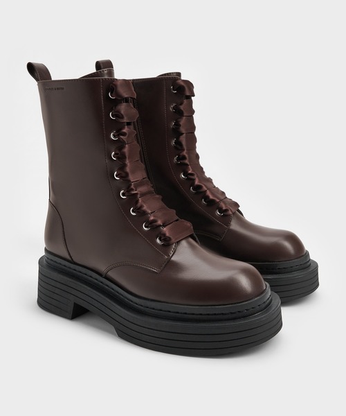 CHARLES & KEITH(チャールズ & キース)の「サテンレース プラットフォームコンバットブーツ(ブーツ・レディース・ブラック/ダークブラウン・25.5cm/25cm/24.5cm/23.5cm/23cm/22.5cm)」の12枚目の写真