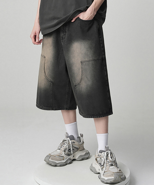 AVANDRESS(アバンドレス )の「カーペンター デニム ショーツ ライトブルー(その他パンツ・レディース・スカイブルー・X-SMALL/SMALL/MEDIUM/LARGE/X-LARGE)」の7枚目の写真