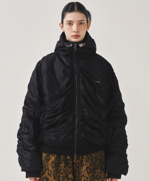 HOODY SHIRRING VOLUME JACKET_BLACK