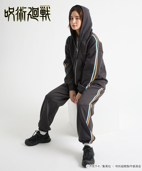 呪術廻戦（ジュジュツカイセン）の「【呪術廻戦】＜ZOZO期間限定販売＞サイドライン配色 オーバーサイズ 裏起毛ジップアップパーカー【セットアップ対応】（パーカー・メンズ・ブラック系/ブラック系2/ネイビー系・M/L）」の6枚目の写真